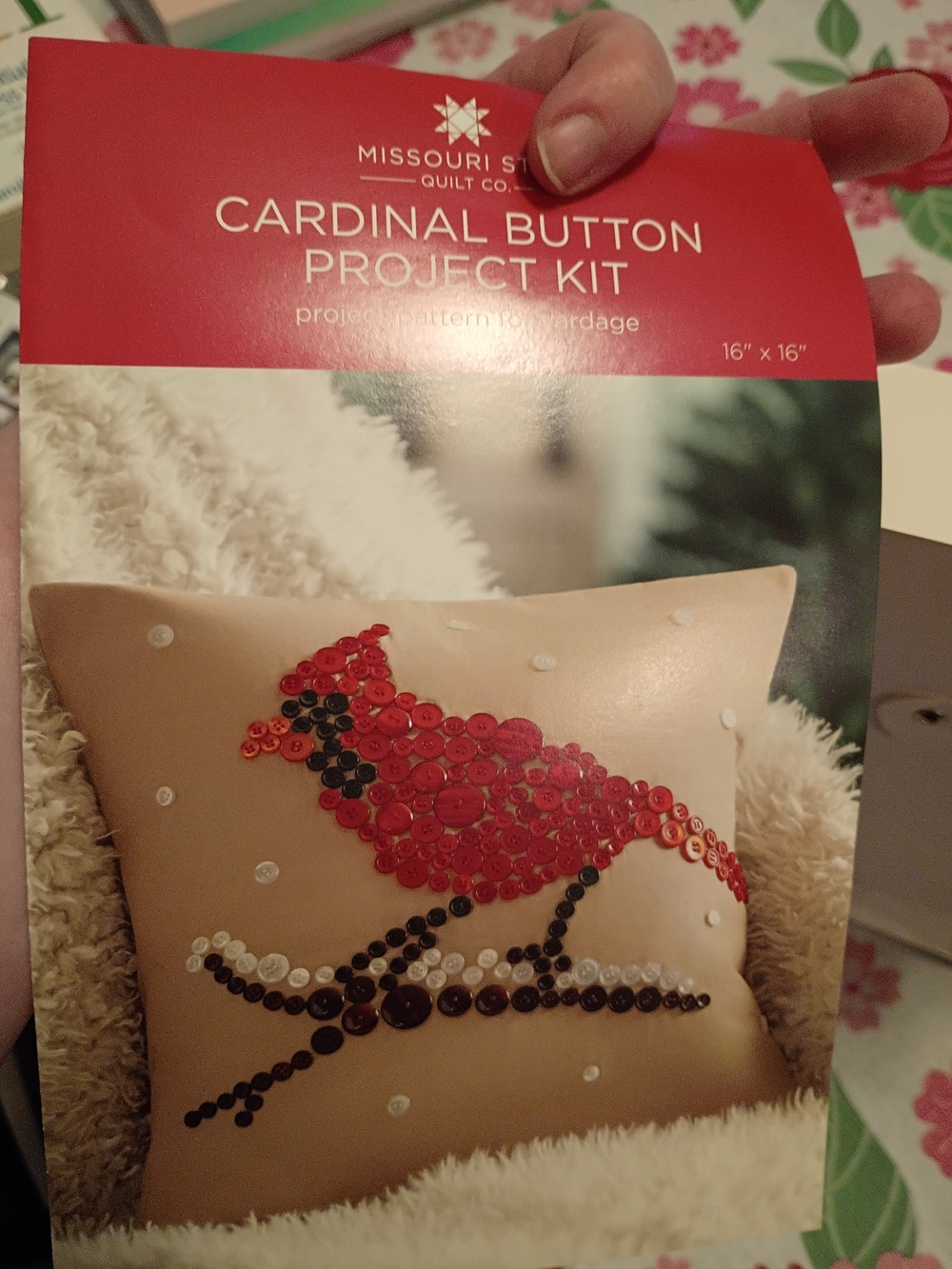 Cardinal Button Project Kit - Red - Picture 4 of 4